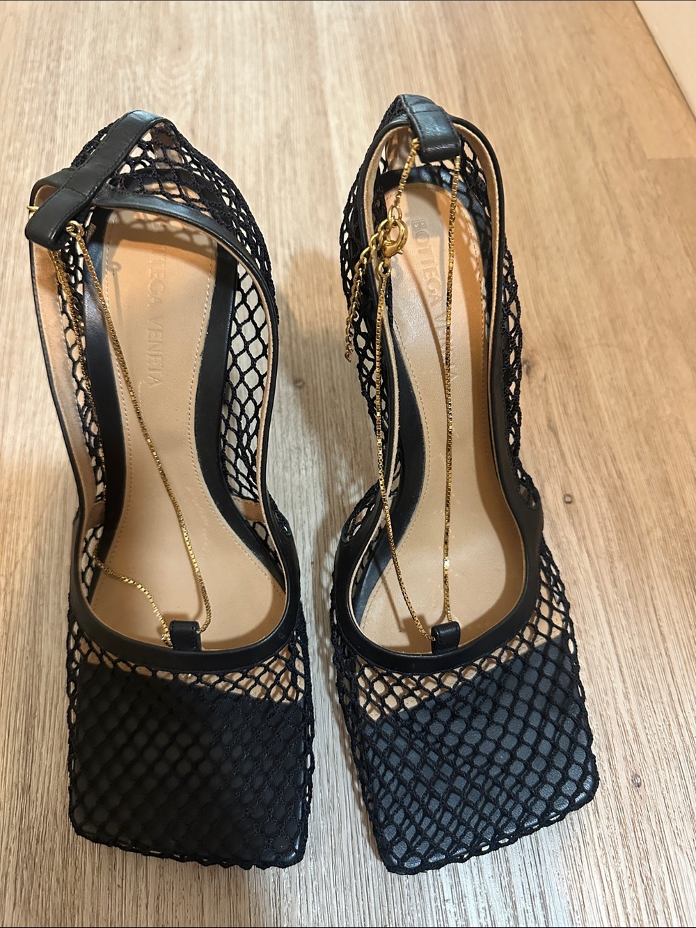 Bottega Veneta Black Net Mesh Leather Square Toe Gold Chain Sandal Heel Pump 38